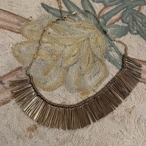 Short gold spike necklace